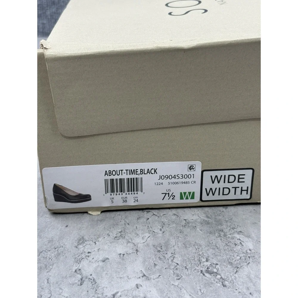 Soul Naturalizer  About Time  Black Closed Toe Wedge Pumps Size 7.5 Wide New